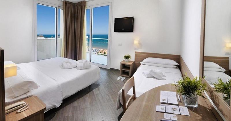 Hotel Atlantic & Spa Gabicce Mare Exterior foto
