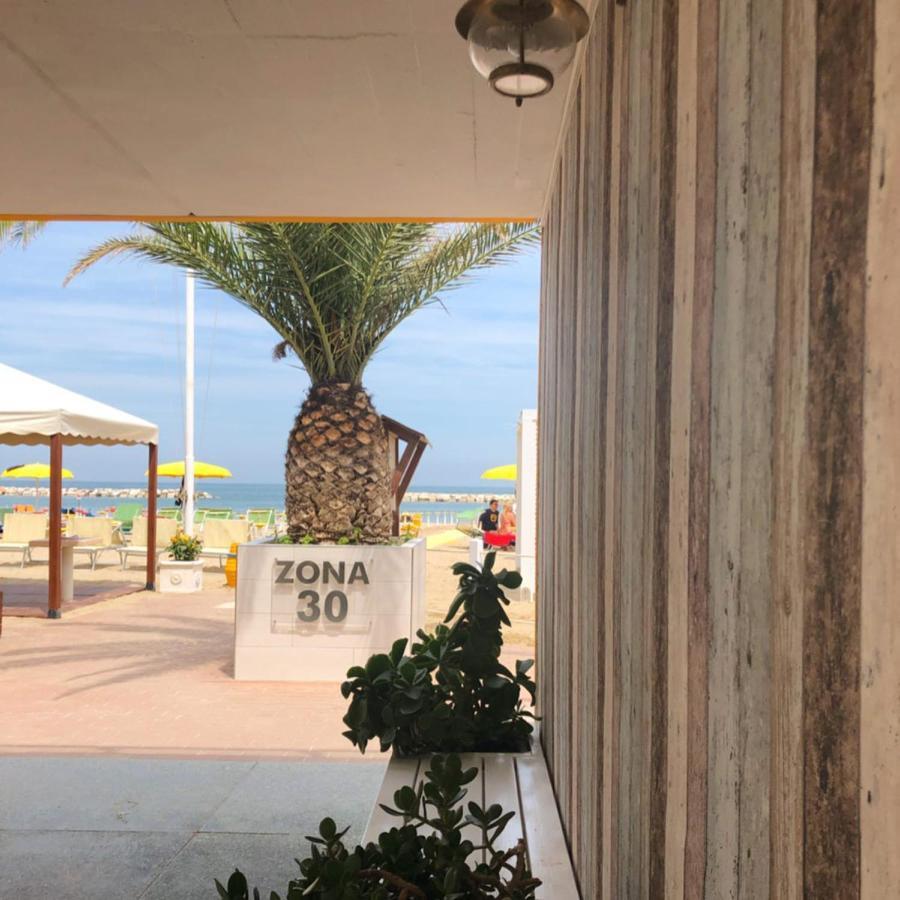 Hotel Atlantic & Spa Gabicce Mare Exterior foto