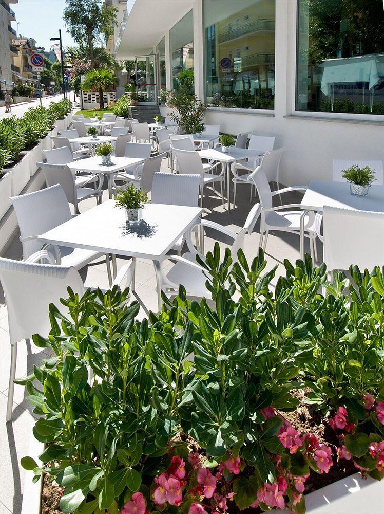 Hotel Atlantic & Spa Gabicce Mare Exterior foto