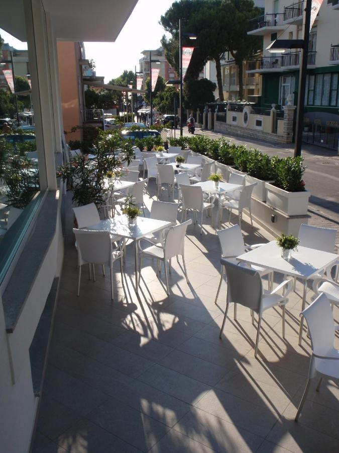 Hotel Atlantic & Spa Gabicce Mare Exterior foto